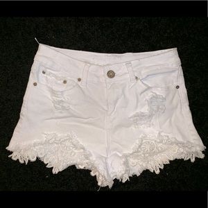 Shite boho shorts
